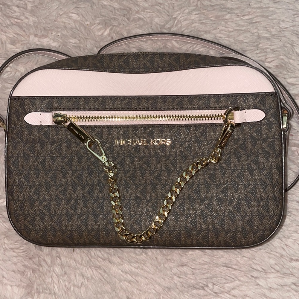 Michael Kors Crossbody purse